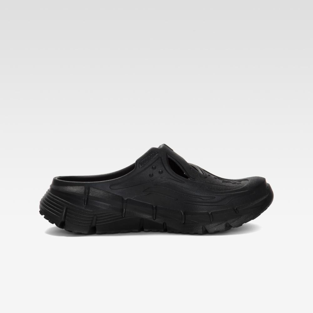★REEBOK★ZIG CLOG Reebok's Zig Clog Is a Next-Level Sportswear Slip-On